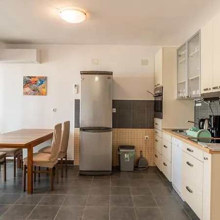 Apartment Evva Pag Town