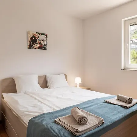 Evva Apartment *